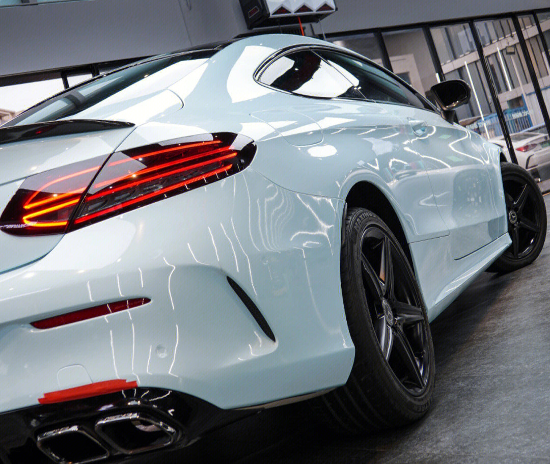 Mallcas™ Glossy Glacier Blue Vinyl Wrap (PET Liner)