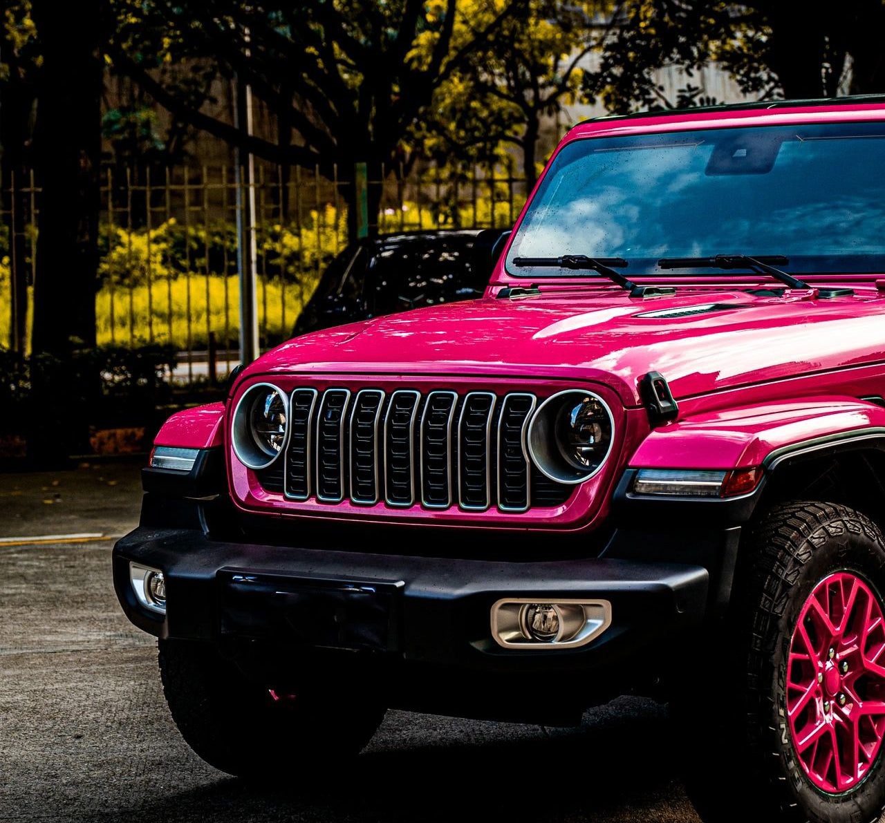 Mallcas™ Glossy Beets Purple Vinyl Wrap (PET Liner)