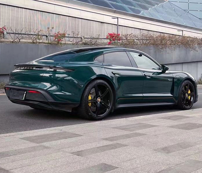 Mallcas™ Glossy Mohsen Green Vinyl Wrap (PET Liner)