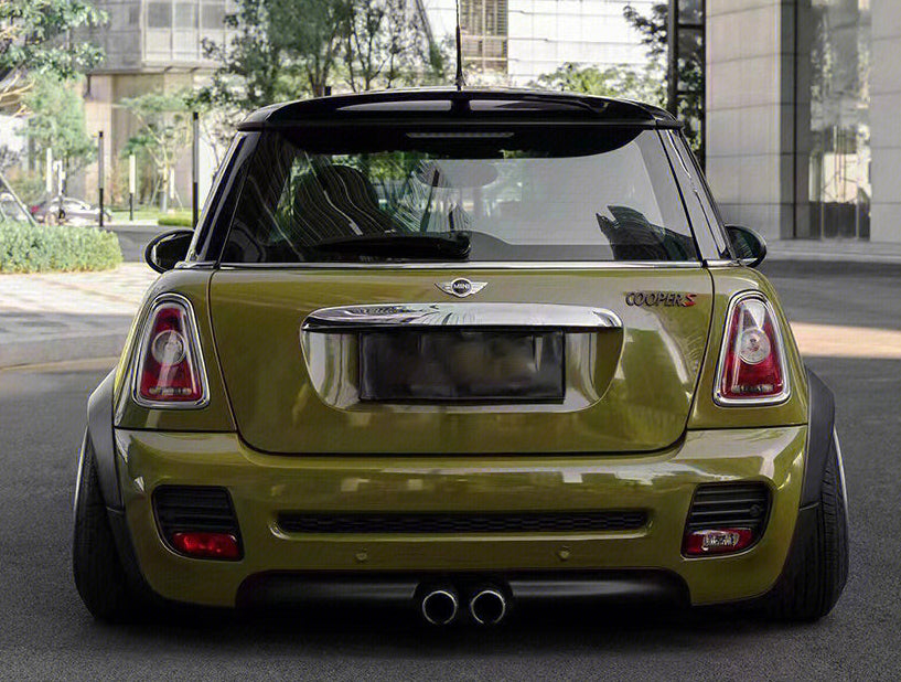 Mallcas™ Glossy Battle Green Vinyl Wrap (PET Liner)