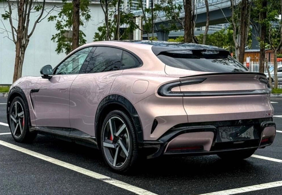 Mallcas™ Glossy Metallic MIUI Gilt Pink Vinyl Wrap (PET Liner)