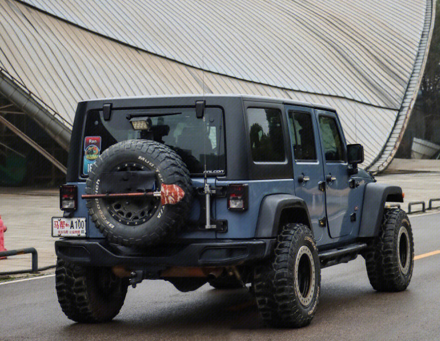 Mallcas™ Glossy Cement Grey Vinyl Wrap (PET Liner)