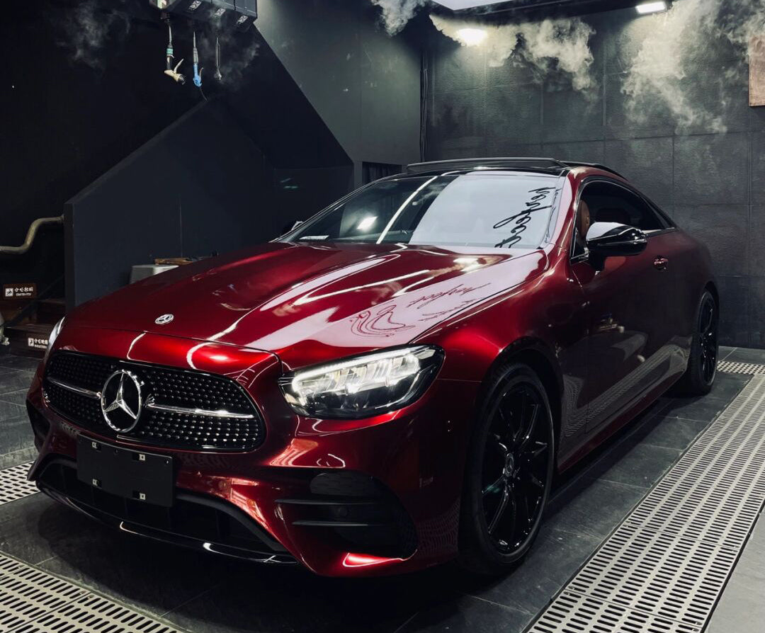 Mallcas™ Glossy Liquid Metallic Dragon Blood Red Vinyl Wrap (PET Liner)