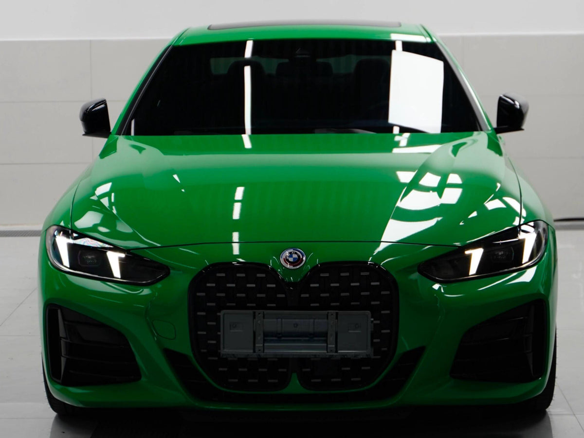 Mallcas™ Glossy Signal Green Vinyl Wrap (PET Liner)