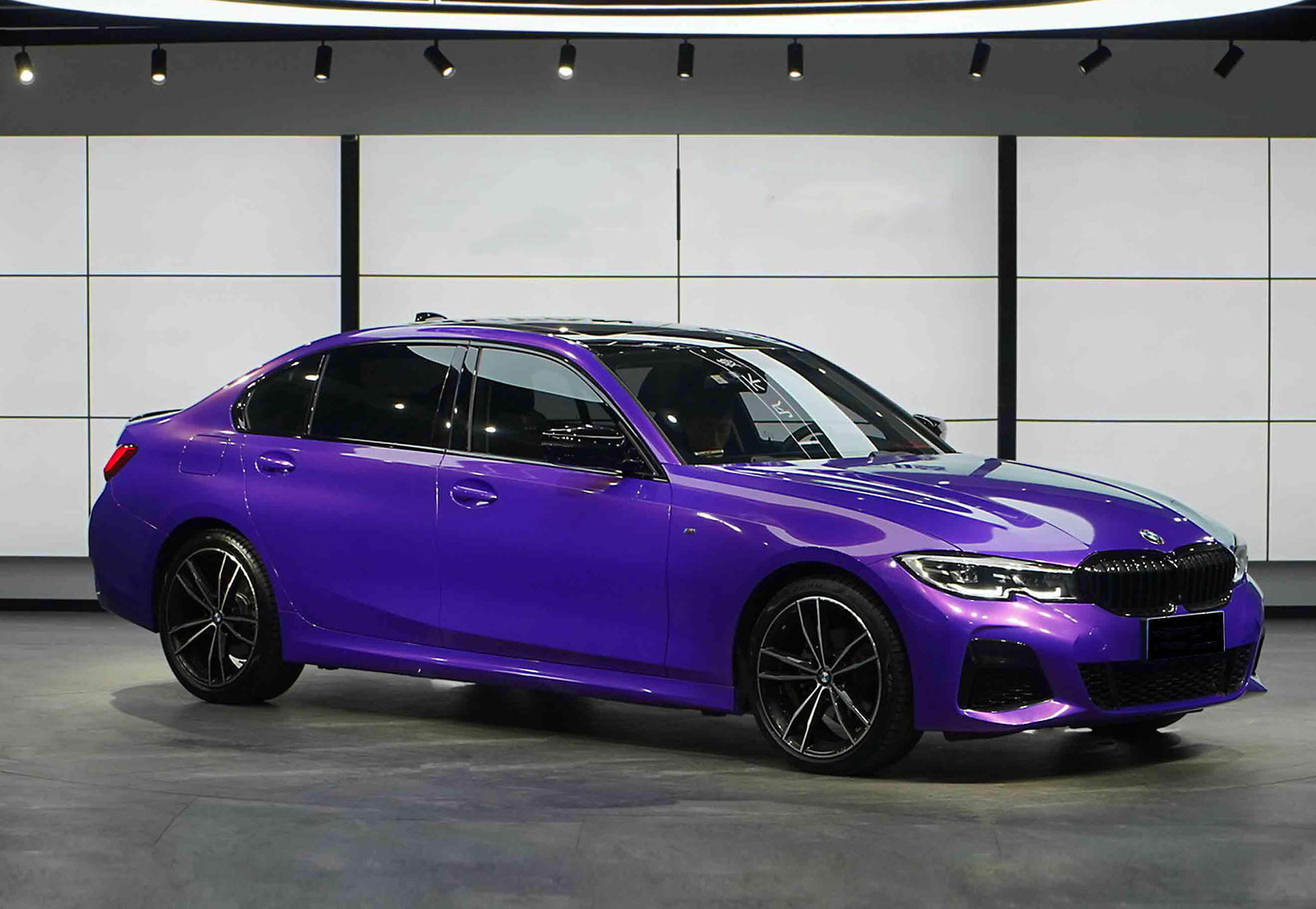 Mallcas™ Glossy Ghost Purple Vinyl Wrap (PET Liner)