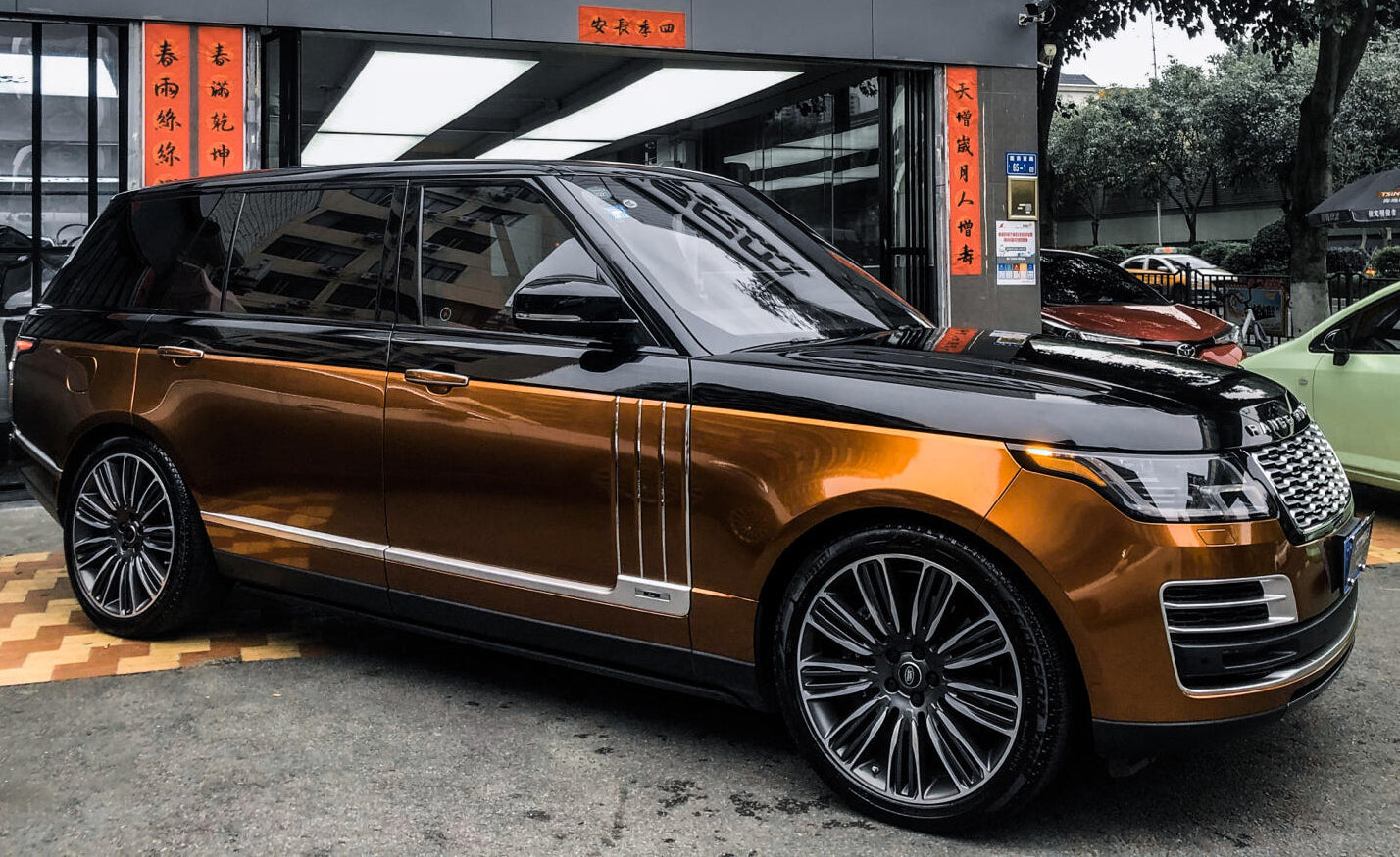 Mallcas™ Glossy Metal Liquid Bronze Vinyl Wrap (PET Liner)