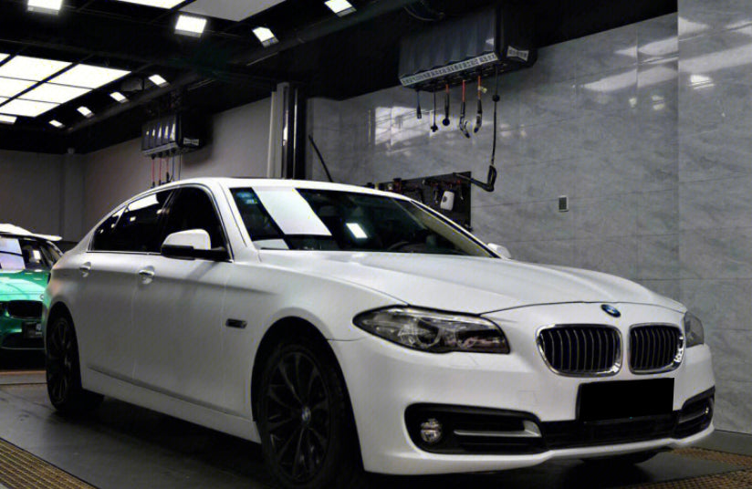 Mallcas™ Matte Heavy Metal Sparkle White Vinyl Wrap (PET Liner)