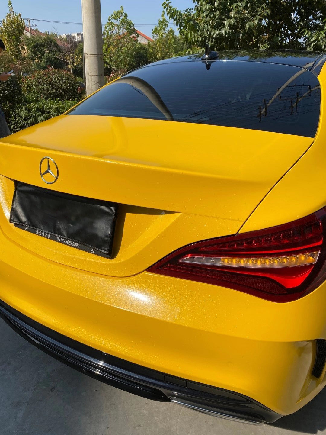 Mallcas™ Glossy Diamond Glitter Sunflower Yellow Vinyl Wrap (PET Liner)