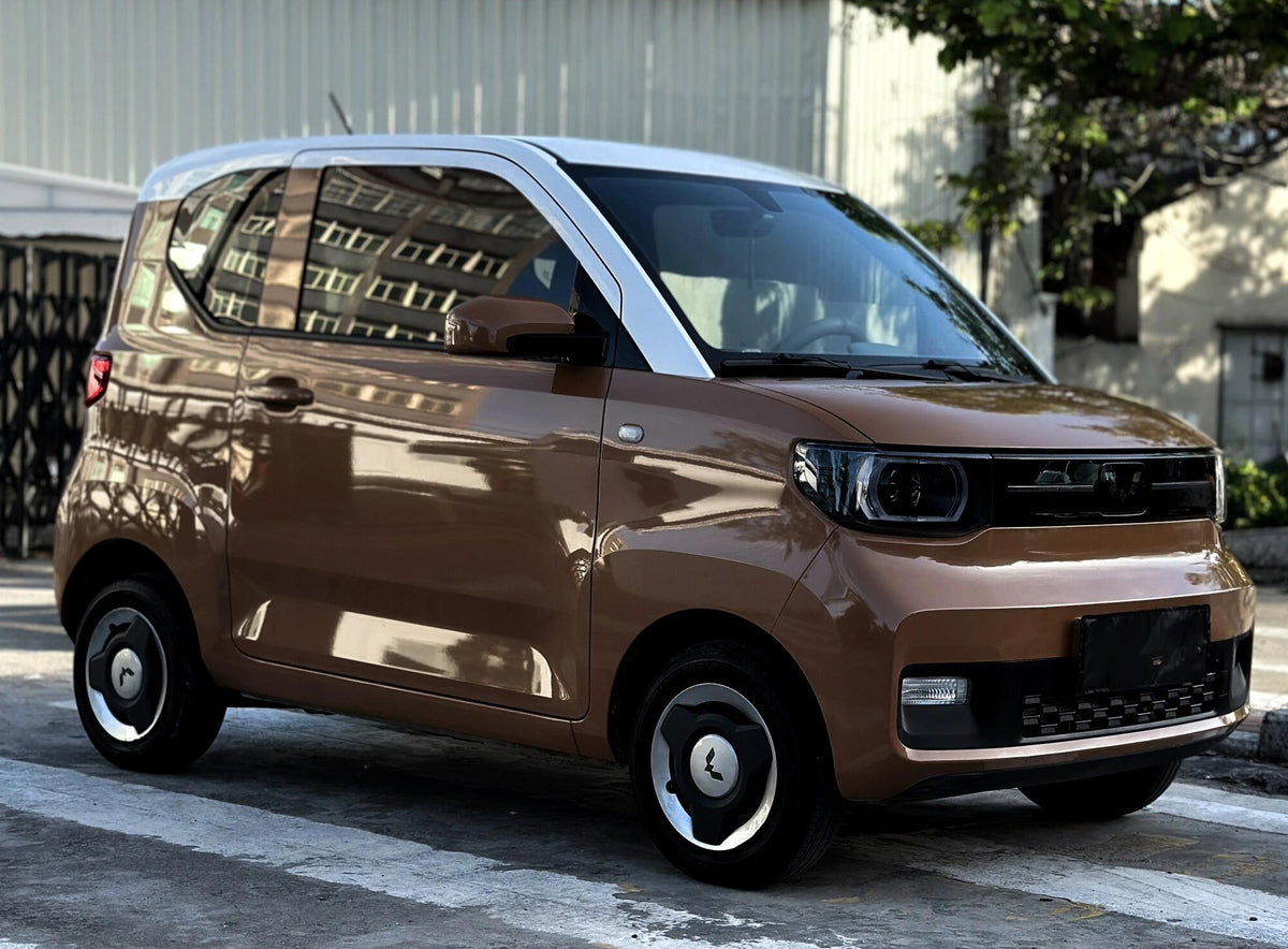Mallcas™ Glossy Caramel Brown Vinyl Wrap (PET Liner)
