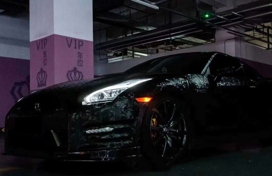 Mallcas™ Camouflage Black Carbon Fiber Vinyl Wrap (PET Liner)