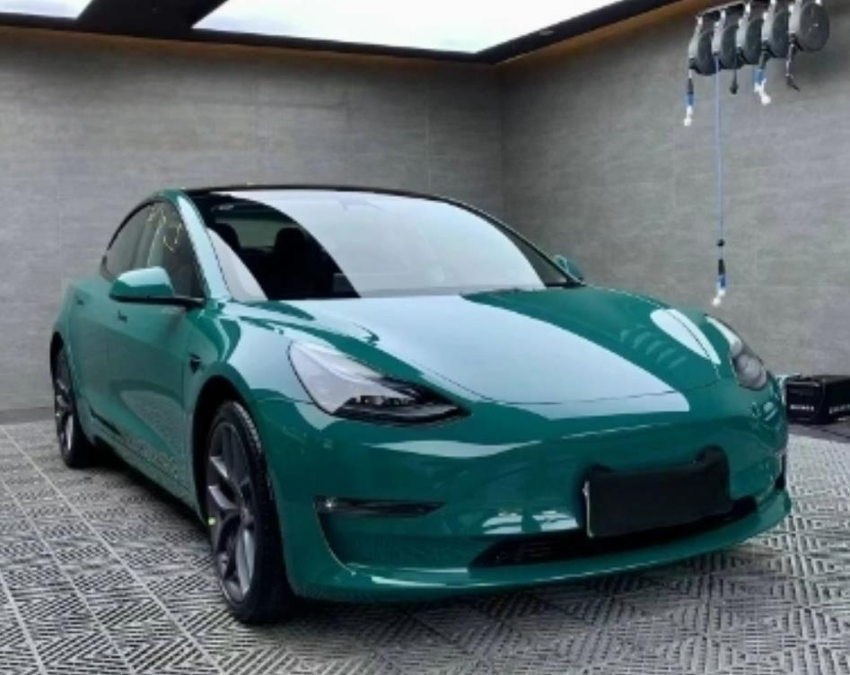 Mallcas™ Glossy Windstorm Green Vinyl Wrap