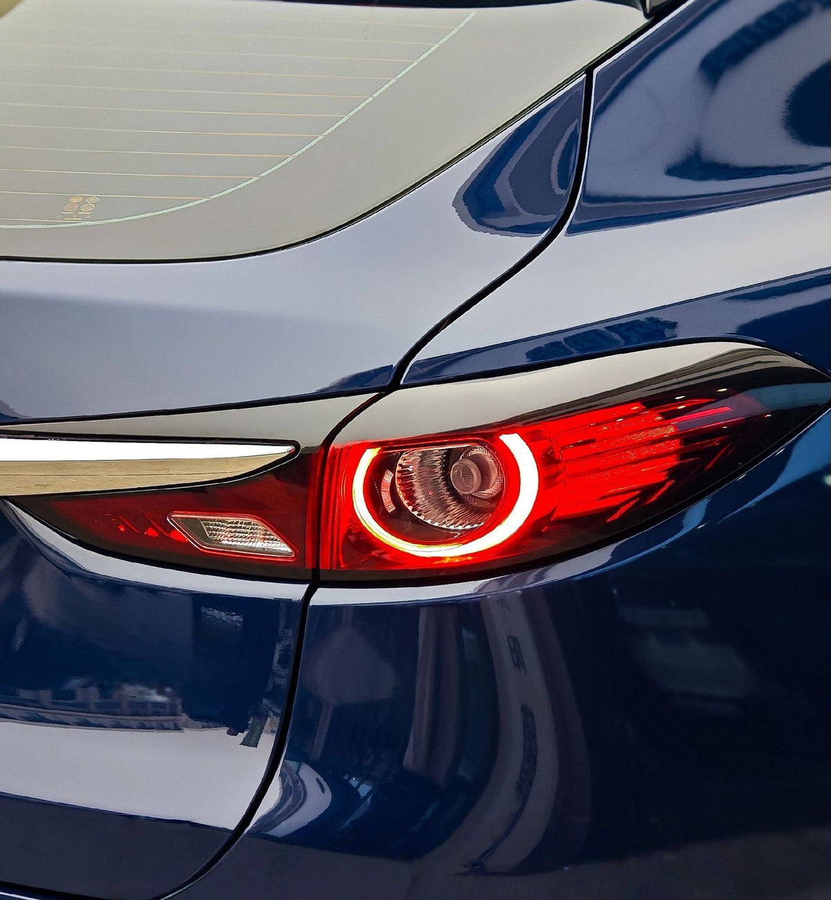 Mallcas™ Glossy Midnight Blue Vinyl Wrap (PET Liner)