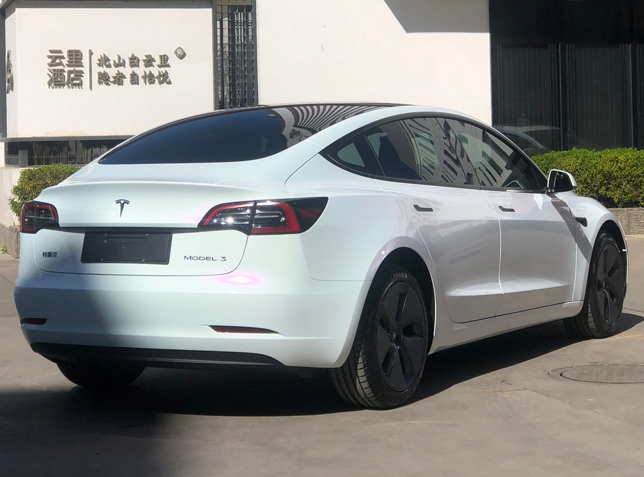 Mallcas™ Glossy White to Pink Vinyl Wrap