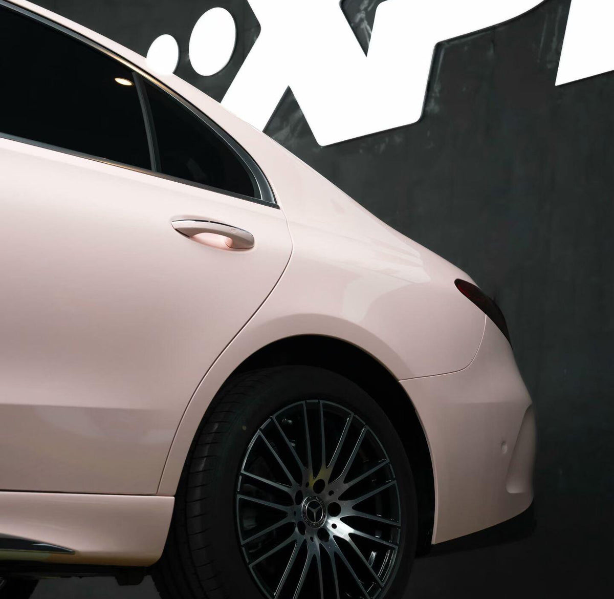 Mallcas™ Glossy Vanilla Almond Vinyl Wrap (PET Liner)