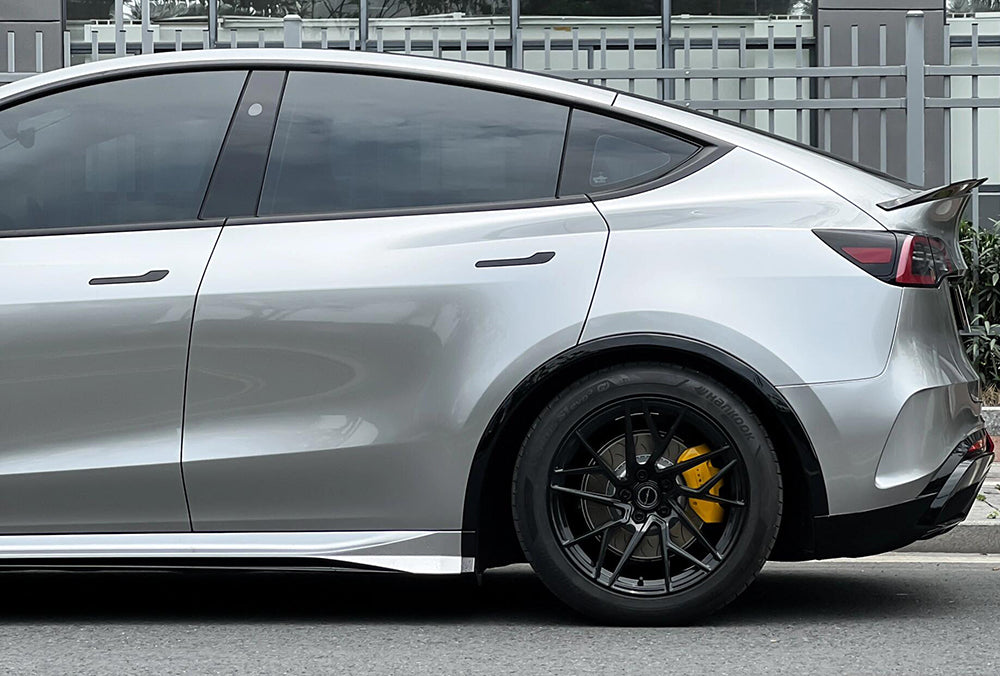 Mallcas™ Glossy Liquid Metallic Fluorescein Silver Vinyl Wrap (PET Liner)