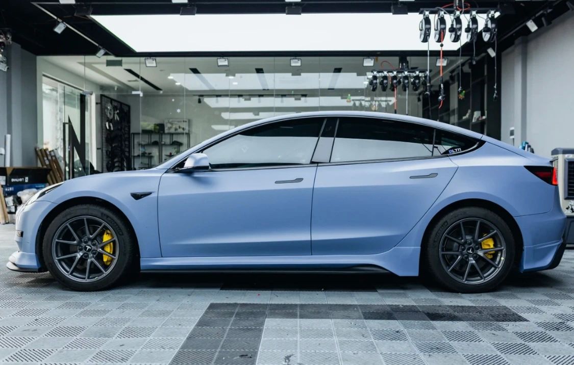 Mallcas™ Matte Porcelain Blue Vinyl Wrap (PET Liner)