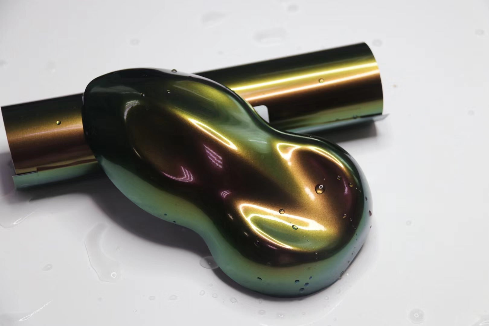 Mallcas™ Ultra Gloss Chamelelon Spectrum Green Gold Vinyl Wrap (PET Liner)