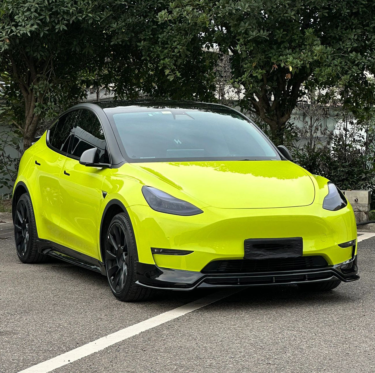 Mallcas™ Glossy Acid Green Vinyl Wrap