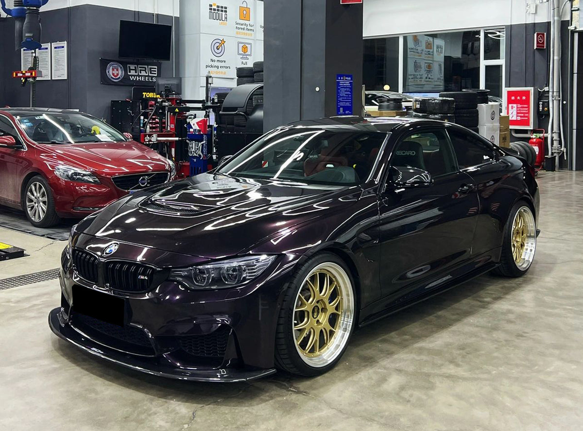 Mallcas™ Glossy Metallic Gentian Purple Vinyl Wrap (PET Liner)