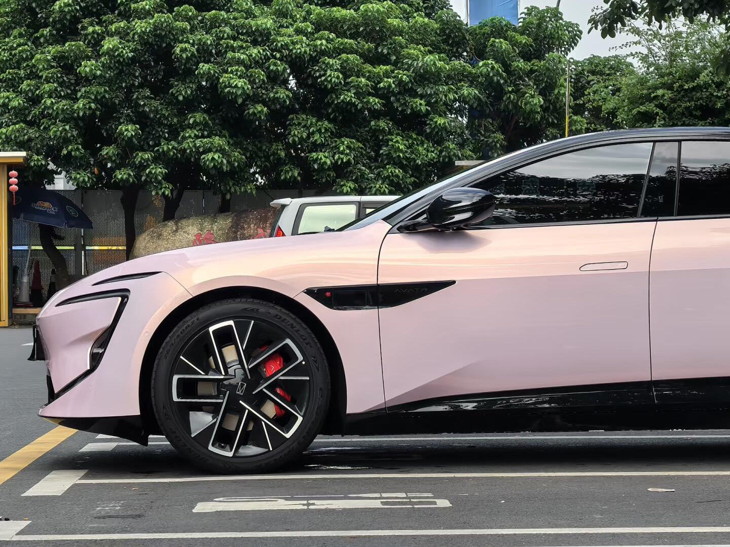 Mallcas™ Glossy Liquid Metallic Champagne Pink Vinyl Wrap (PET Liner)