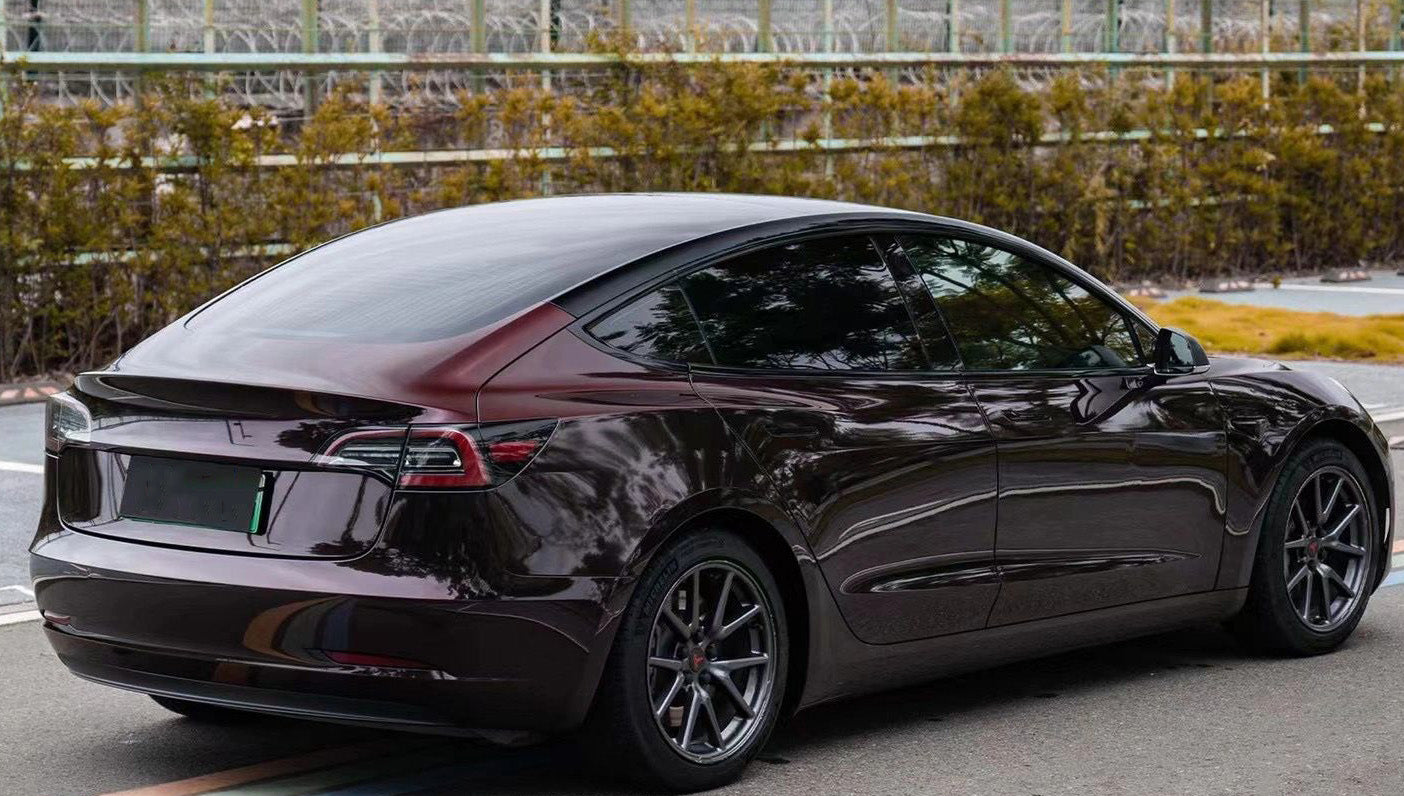 Mallcas™ Glossy Metallic Tourmalie Red Vinyl Wrap (PET Liner)