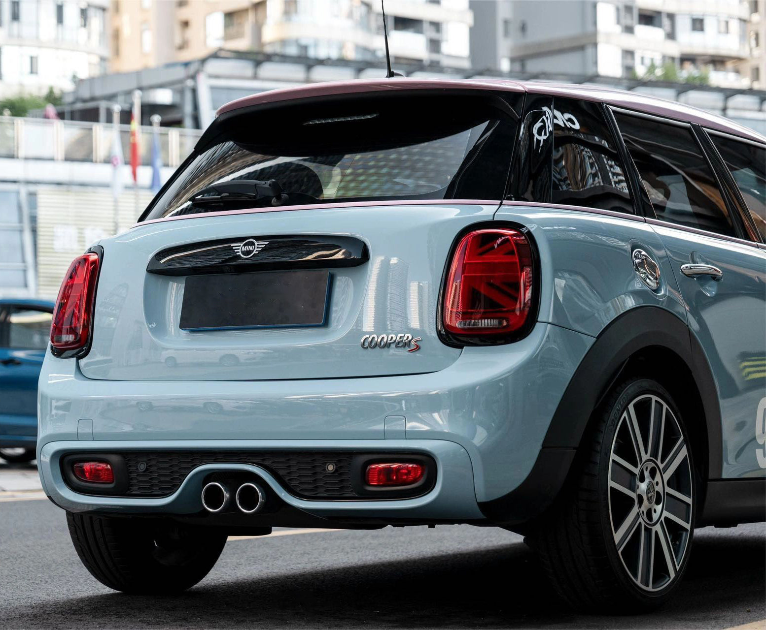 Mallcas™ Glossy Meisen Blue Vinyl Wrap (PET Liner)