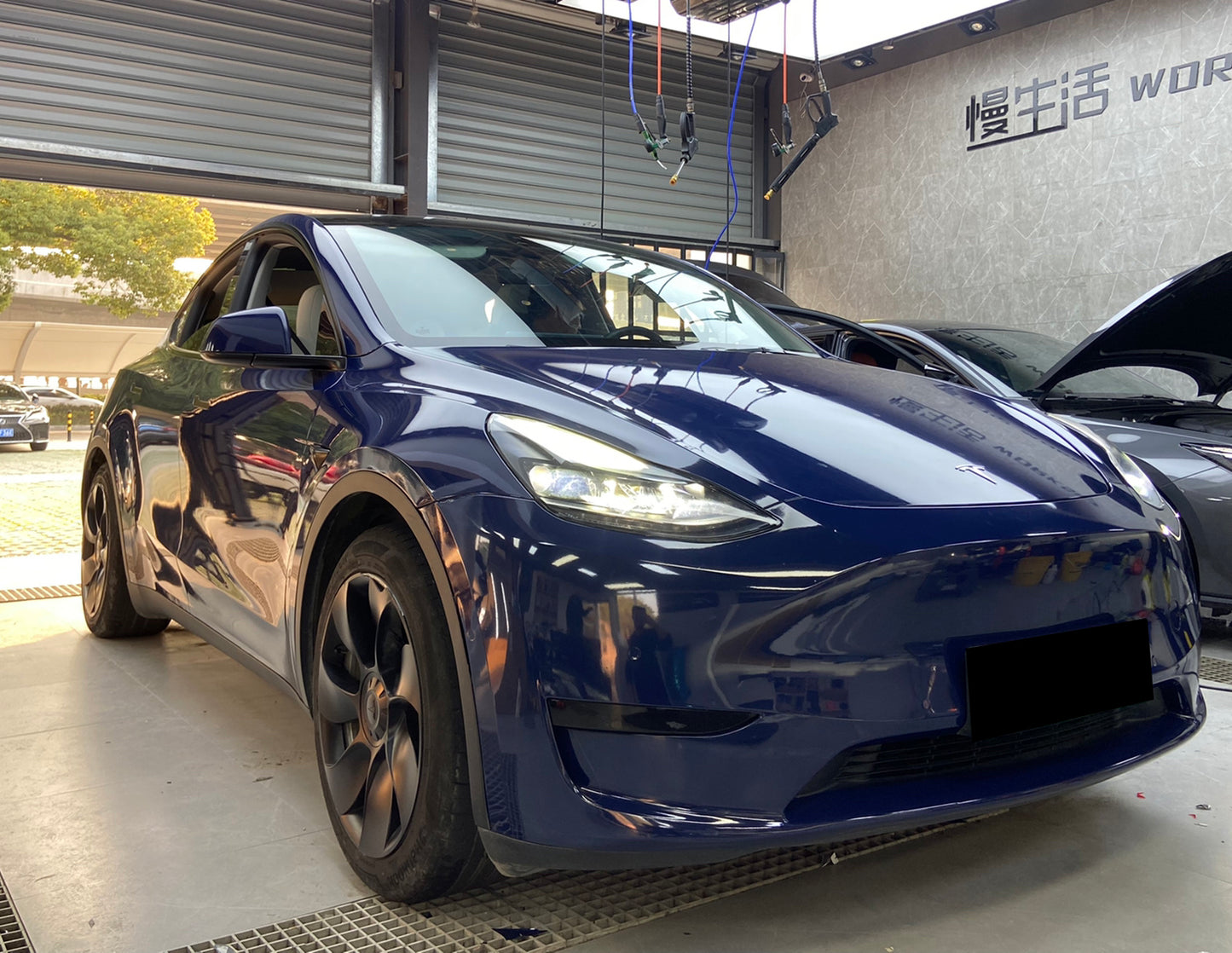 Mallcas™ Glossy Midnight Blue Vinyl Wrap