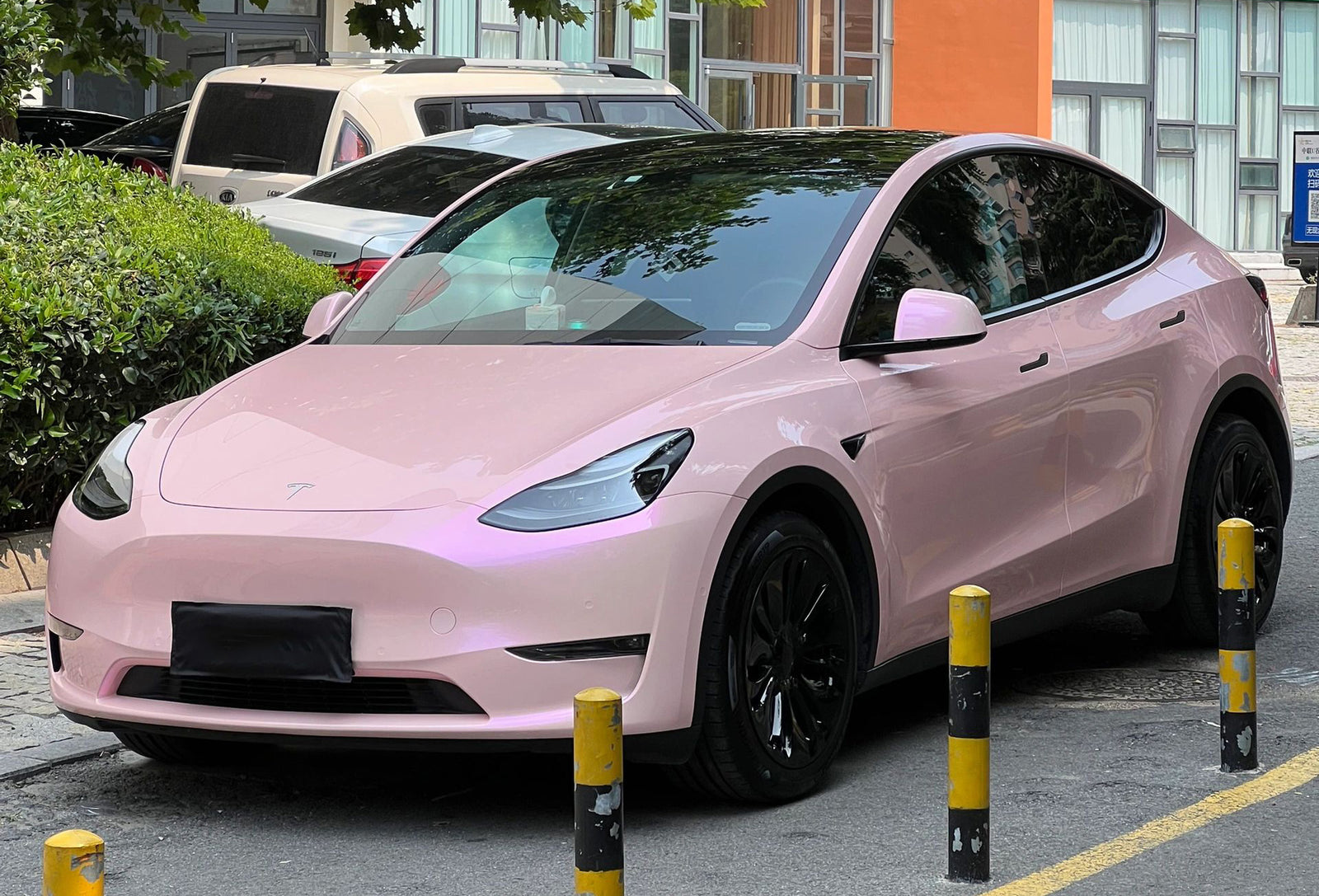 Mallcas™ Glossy Candy Metallic Magic Pink Vinyl Wrap (PET Liner)