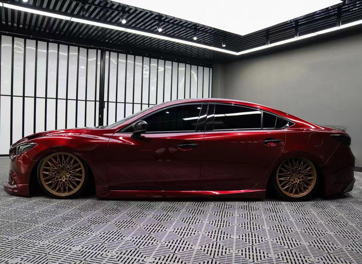 Mallcas™ Glossy liquid Metallic Dragon Blood Red Vinyl Wrap