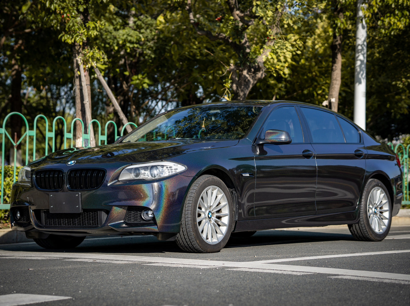 Mallcas™ Glossy Rainbow Metallic Laser Black Vinyl Wrap (PET Liner)
