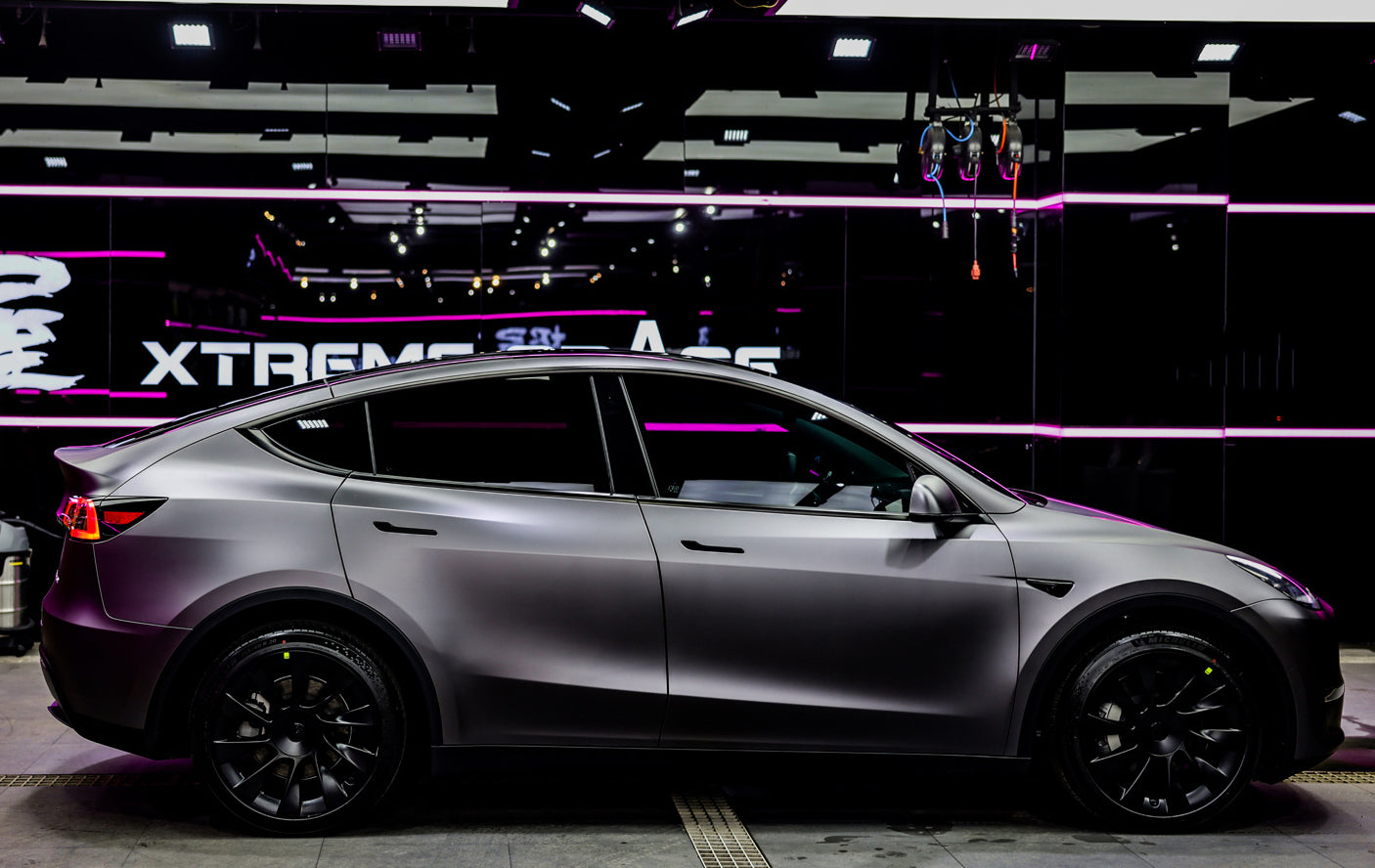 Mallcas™ Ultra Matte Leaden Grey Vinyl Wrap (PET Liner)