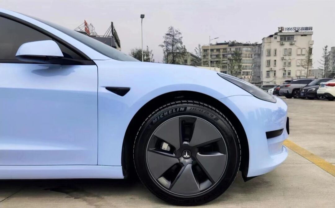 Mallcas™ Glossy Baby Blue Vinyl Wrap