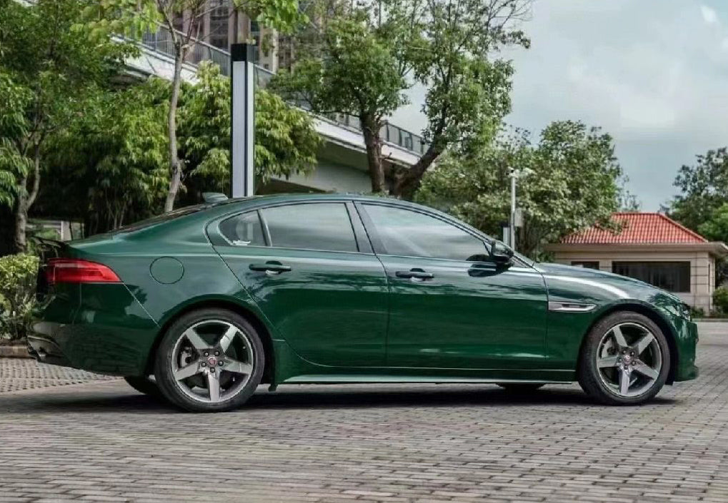 Mallcas™ Glossy Forest Green Vinyl Wrap (PET Liner)