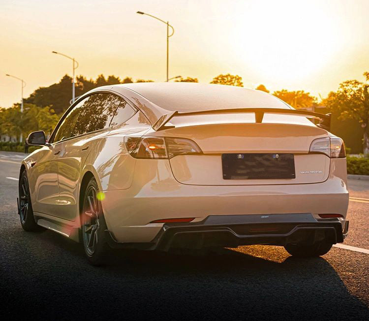 Mallcas™ Glossy Shine Latte Vinyl Wrap (PET Liner)