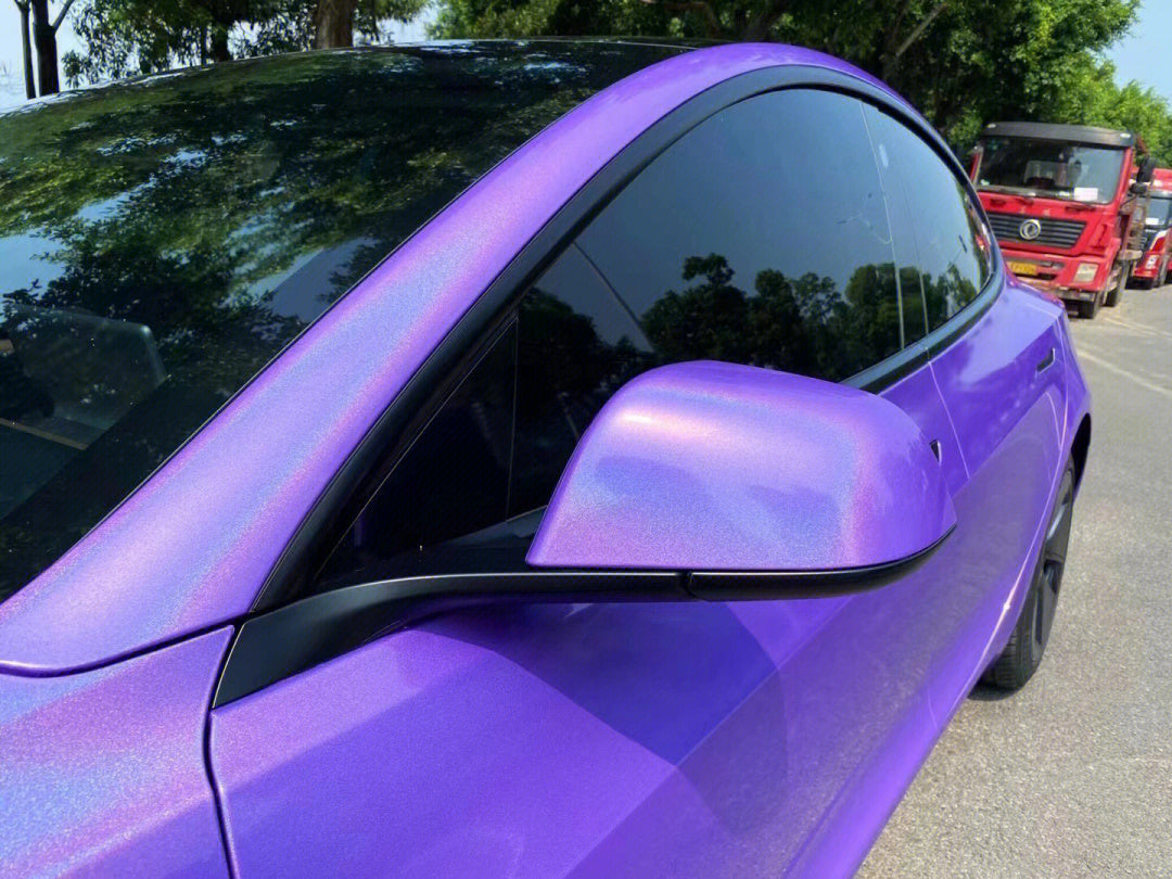 Mallcas™ Ultra Gloss Laser Flip Lavender Vinyl Wrap (PET Liner)