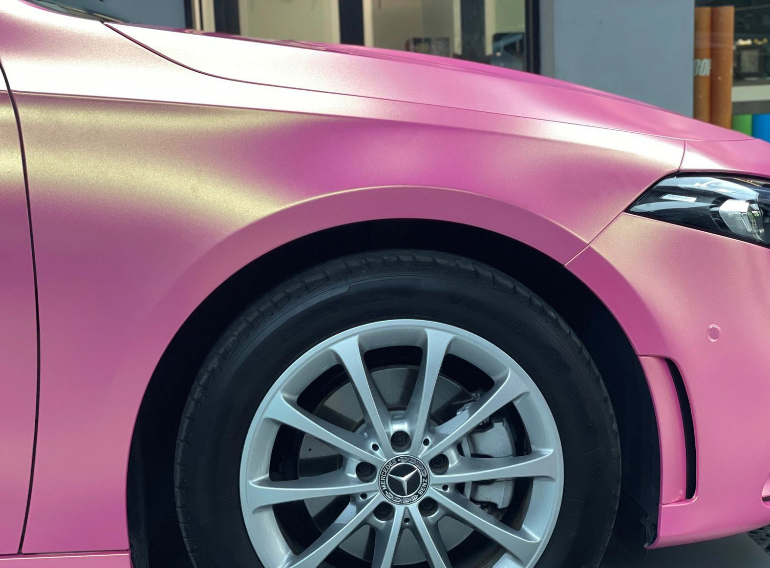 Mallcas™ Matte Diamond Gold Pink Vinyl Wrap