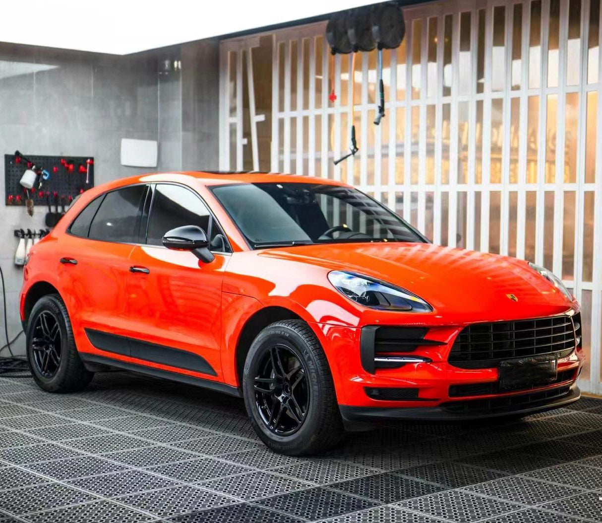 Mallcas™ Glossy Reddish Orange Vinyl Wrap (PET Liner)