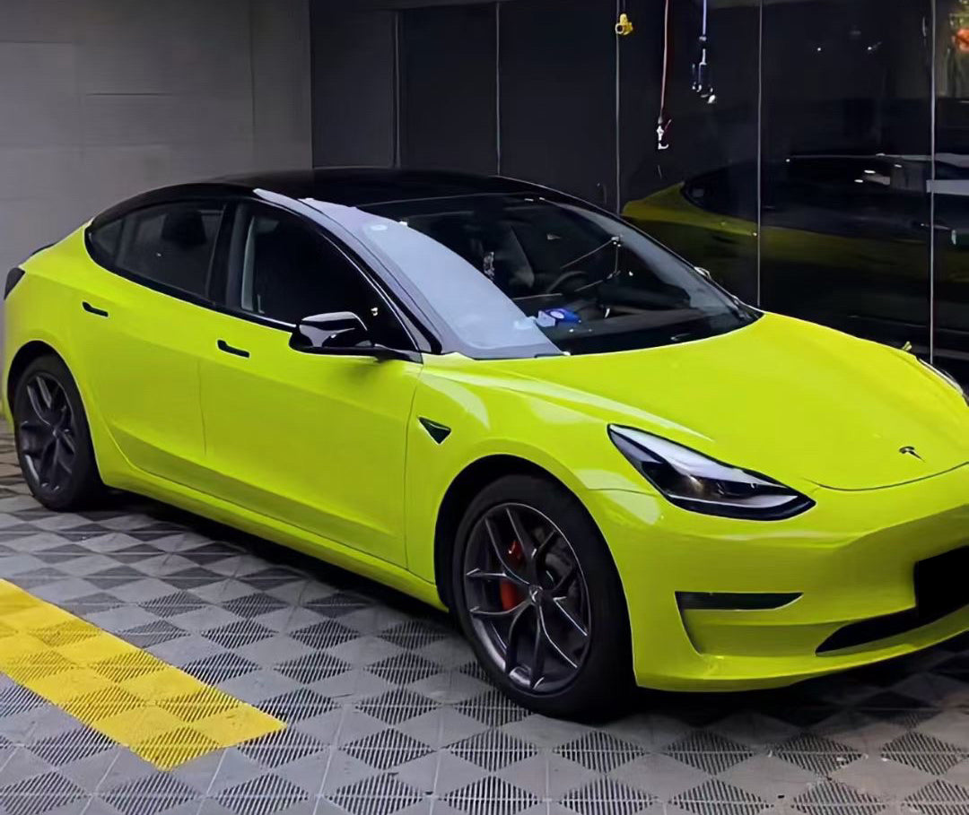 Mallcas™ Glossy St. Paulo Yellow Vinyl Wrap (PET Liner)