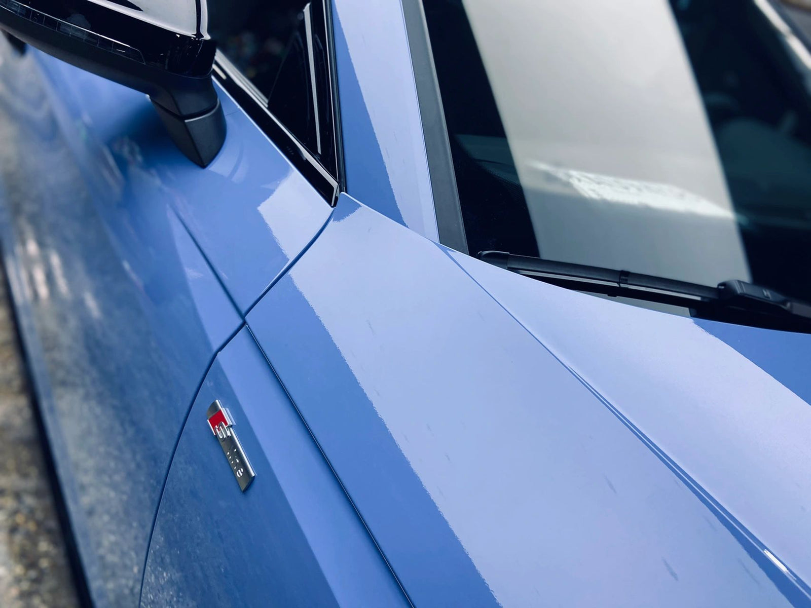 Mallcas™ Glossy Abudhabi Blue Vinyl Wrap (PET Liner)