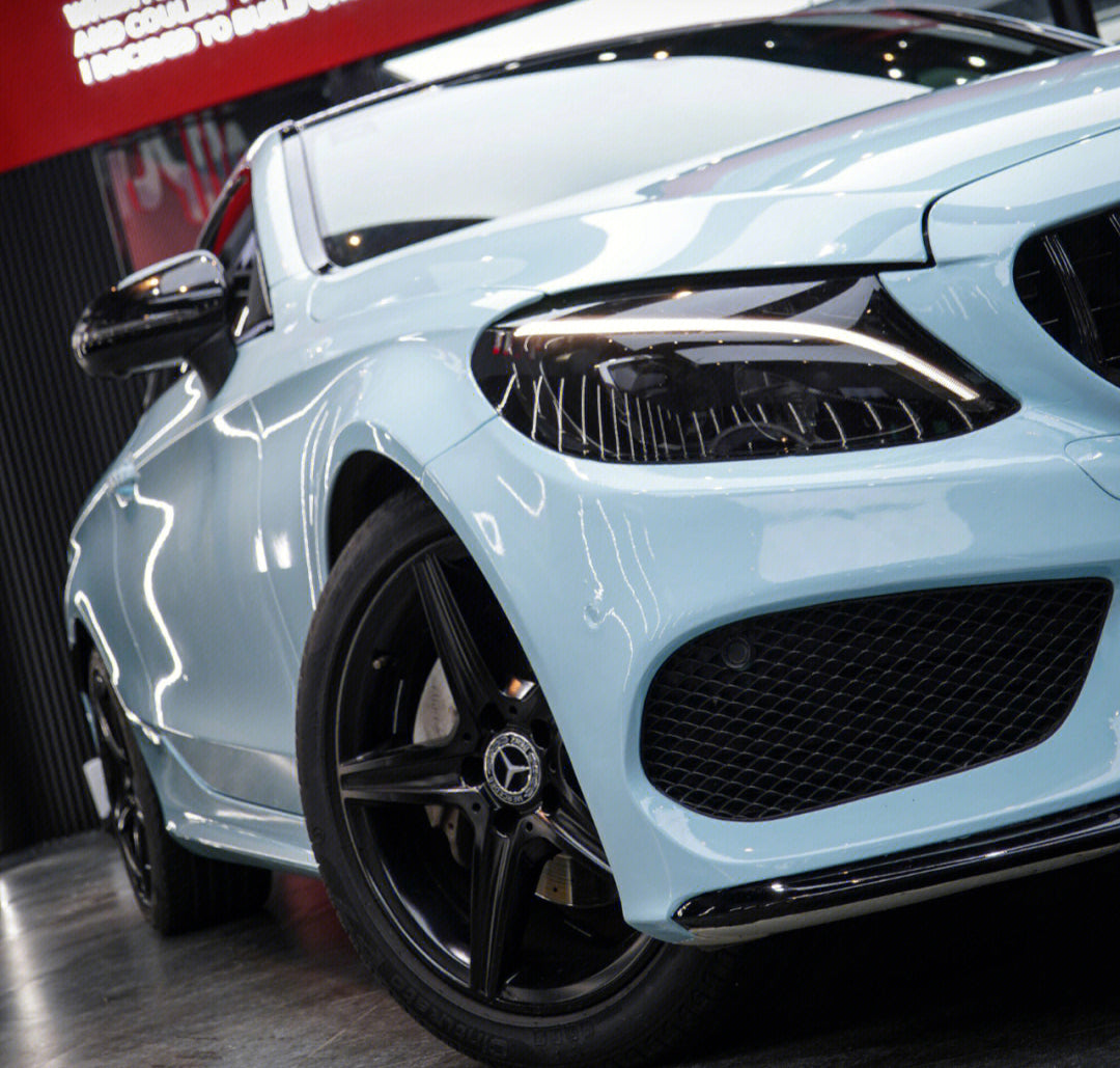 Mallcas™ Glossy Glacier Blue Vinyl Wrap (PET Liner)