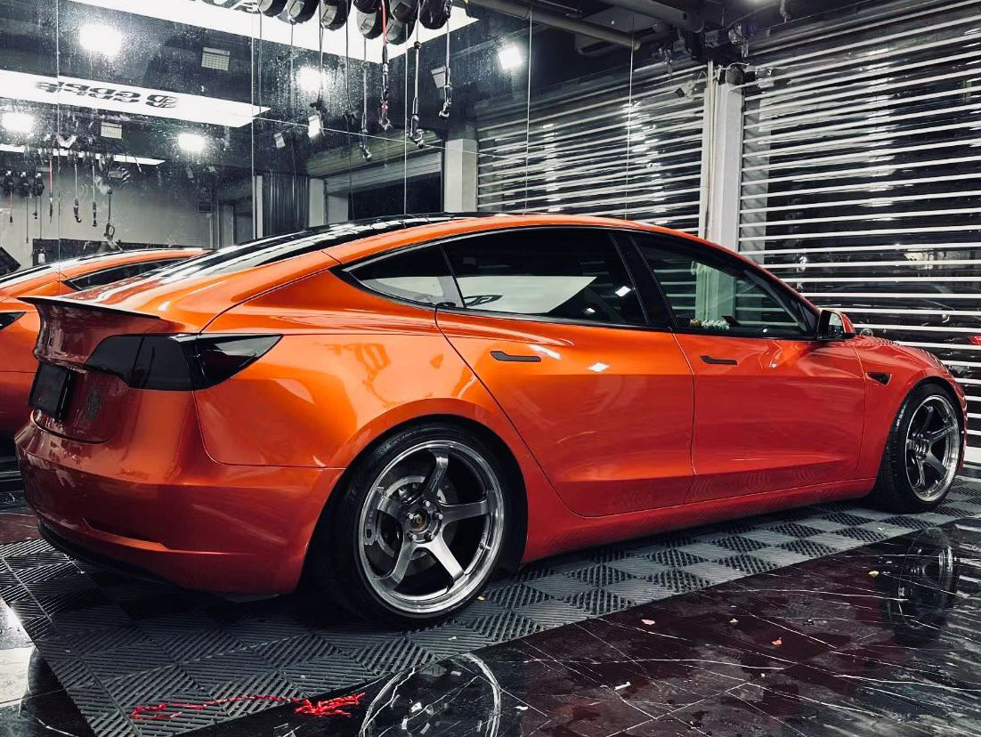 Mallcas™ Glossy Metallic Gulf Orange Vinyl Wrap (PET Liner)