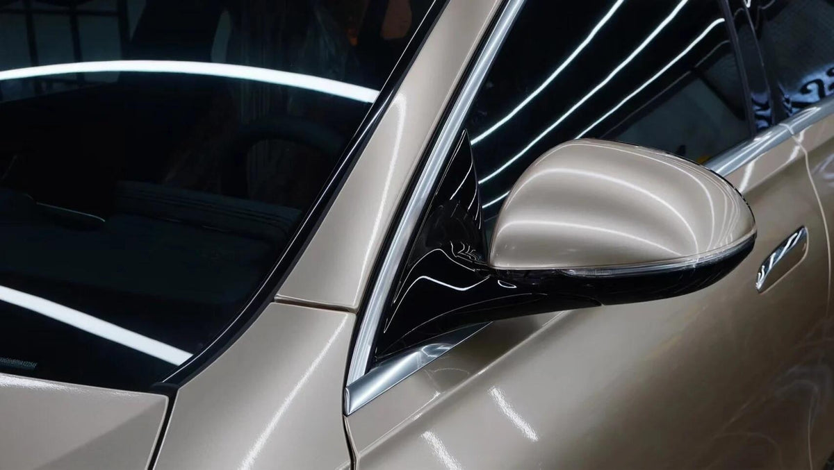 Mallcas™ Glossy Metallic Coral Gold Vinyl Wrap (PET Liner)