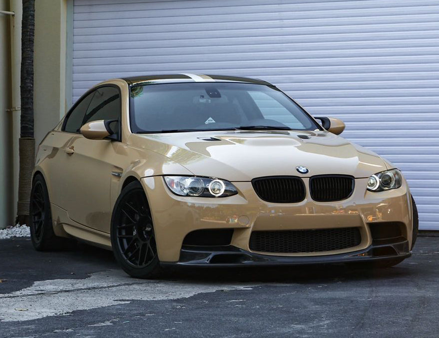 Mallcas™ Glossy Desert Yellow Vinyl Wrap (PET Liner)