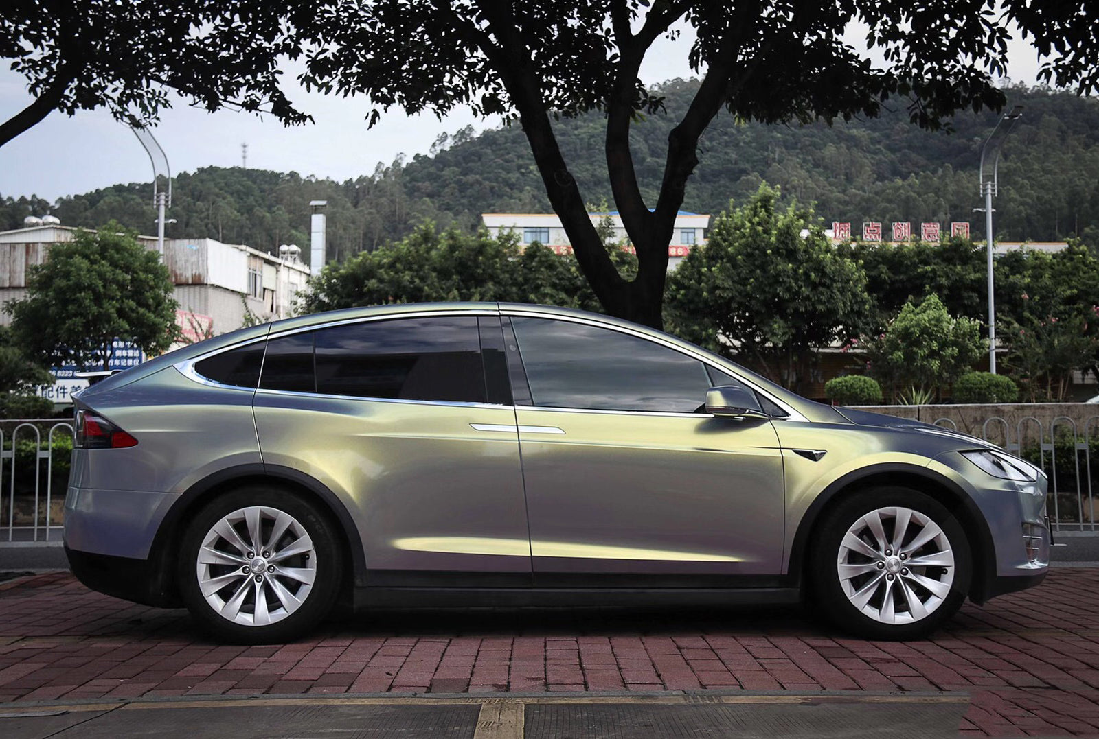 Mallcas™ Glossy Diamond Grey Gold Vinyl Wrap