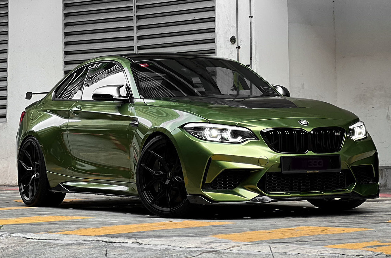 Mallcas™ Glossy Metallic Mamba Green Vinyl Wrap (PET Liner)