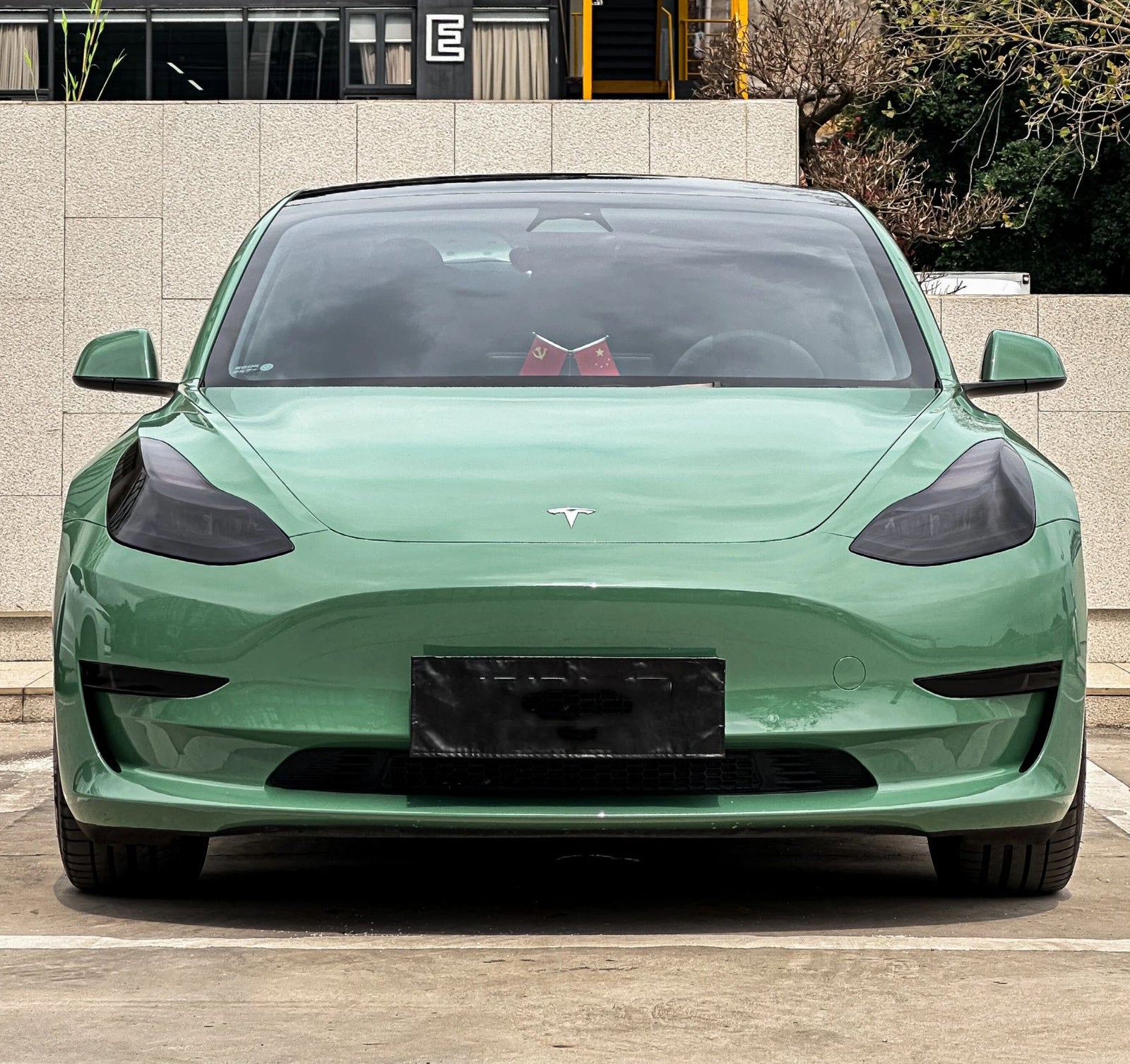 Mallcas™ Glossy Weng Green Vinyl Wrap (PET Liner)