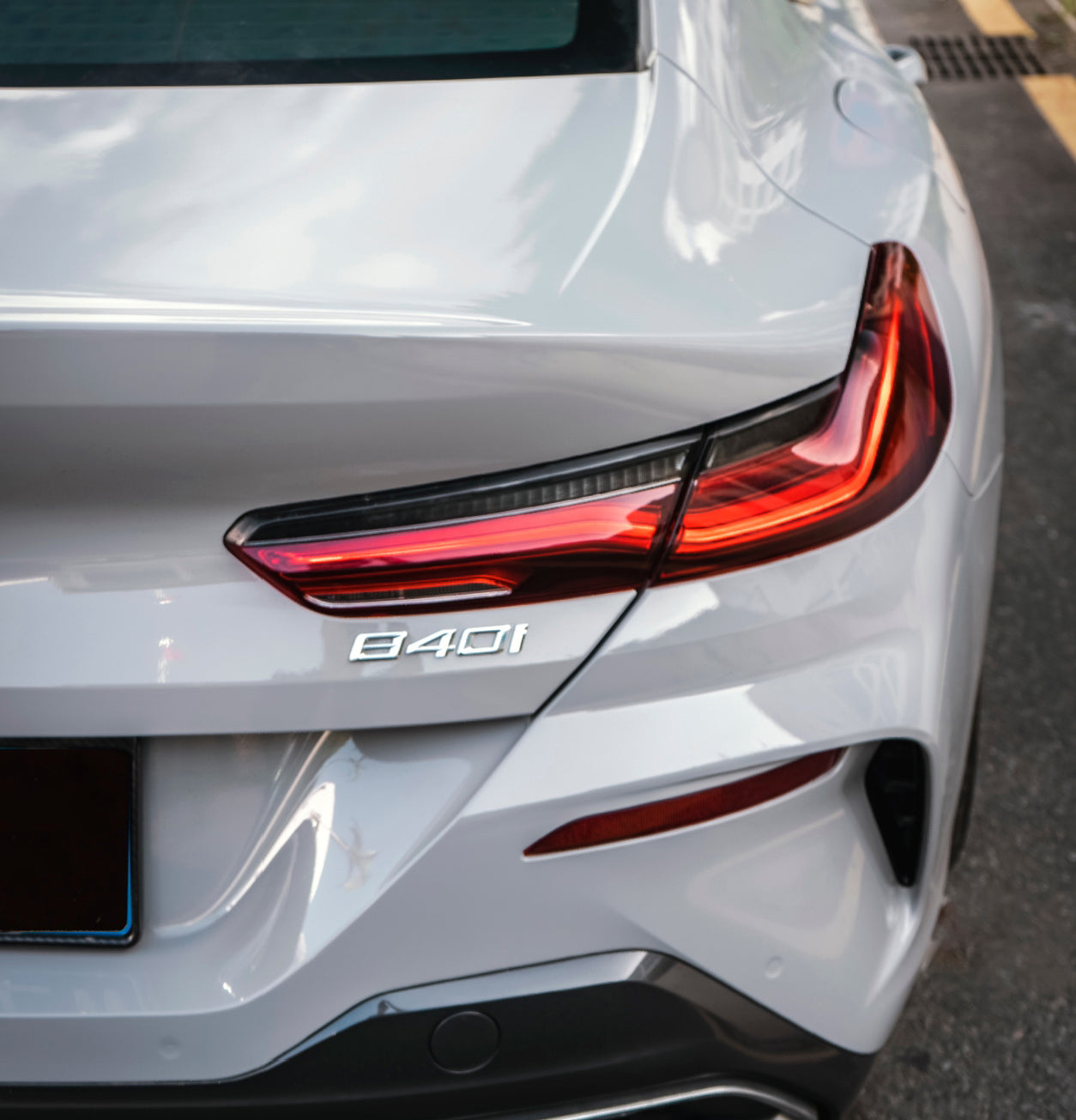 Mallcas™ Glossy Brooklyn Grey Vinyl Wrap (PET Liner)