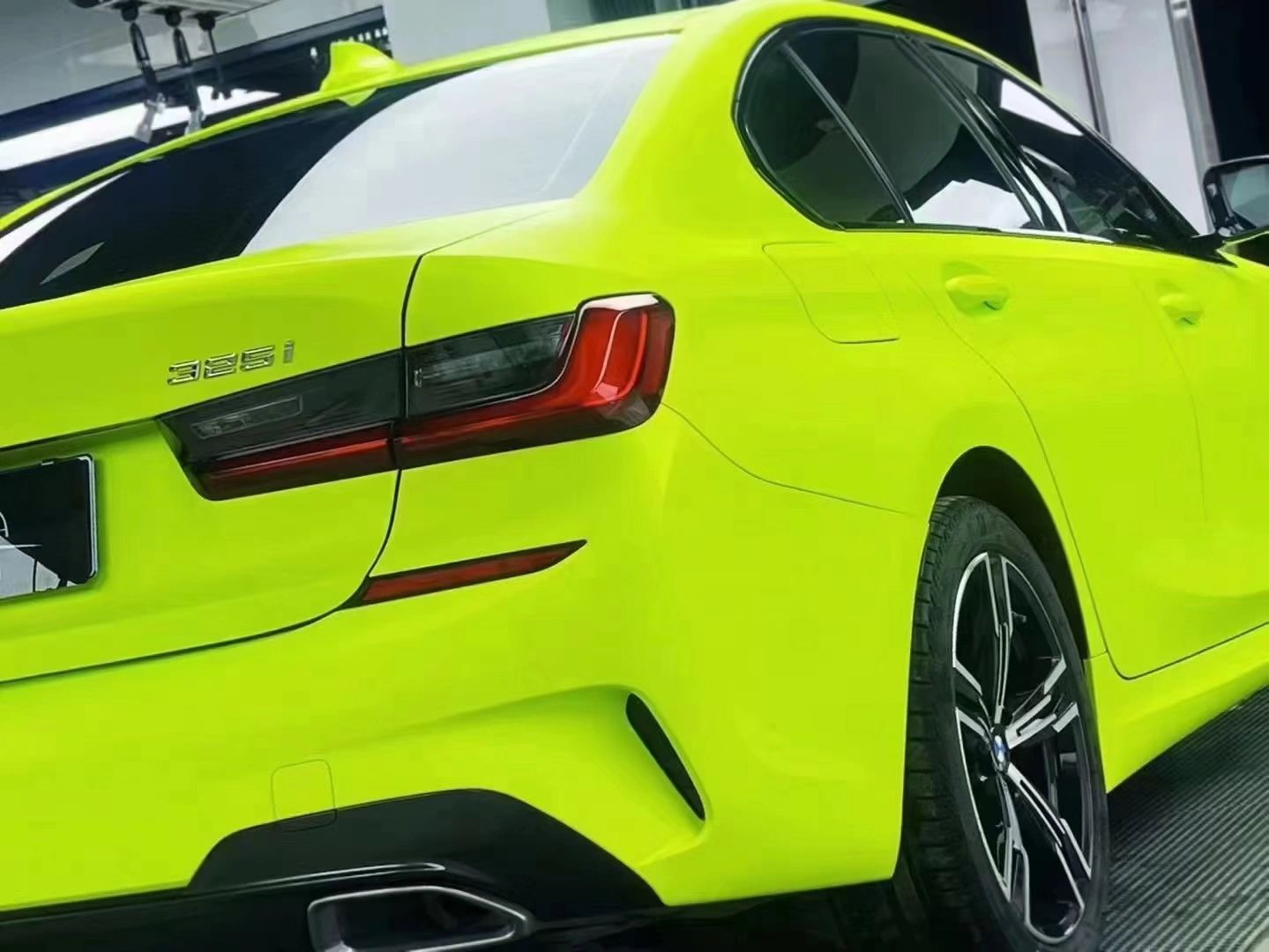 Mallcas™ Super Matte Fluorescein Yellow Vinyl Wrap (PET Liner)