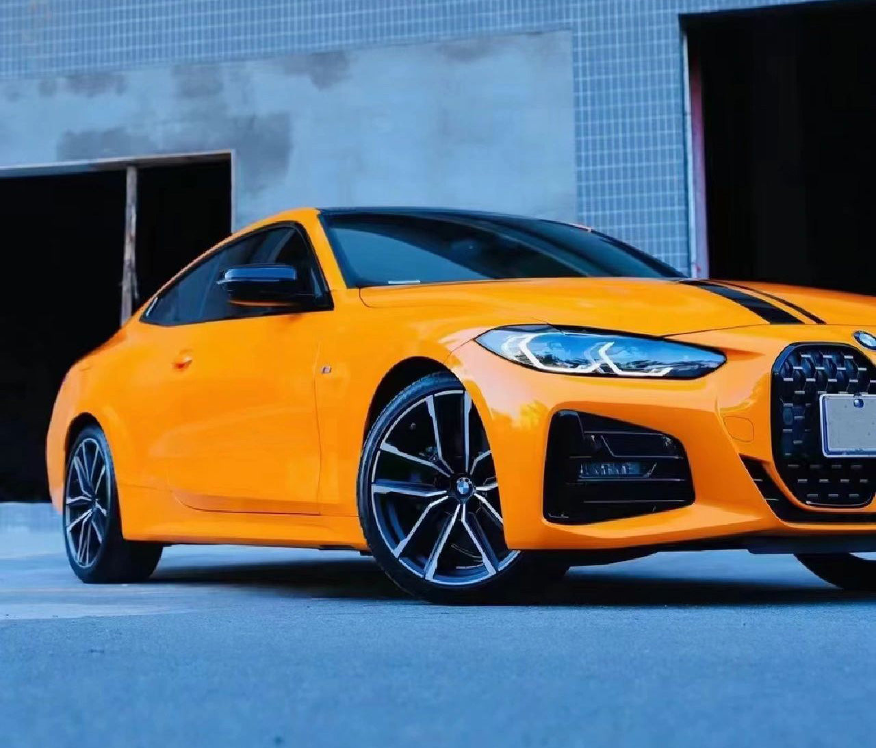 Mallcas™ Glossy Mclaren Orange Vinyl Wrap (PET Liner)