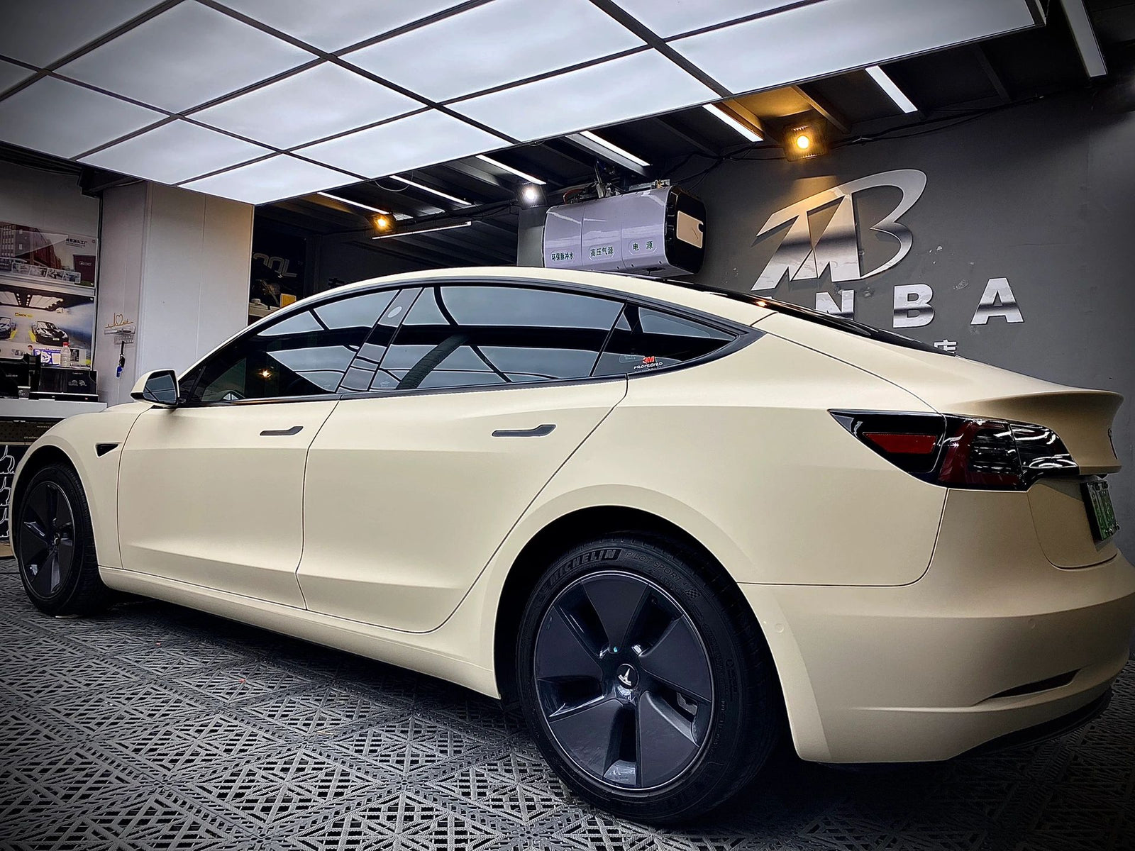 Mallcas™ Super Matte Khaki Milan Vinyl Wrap